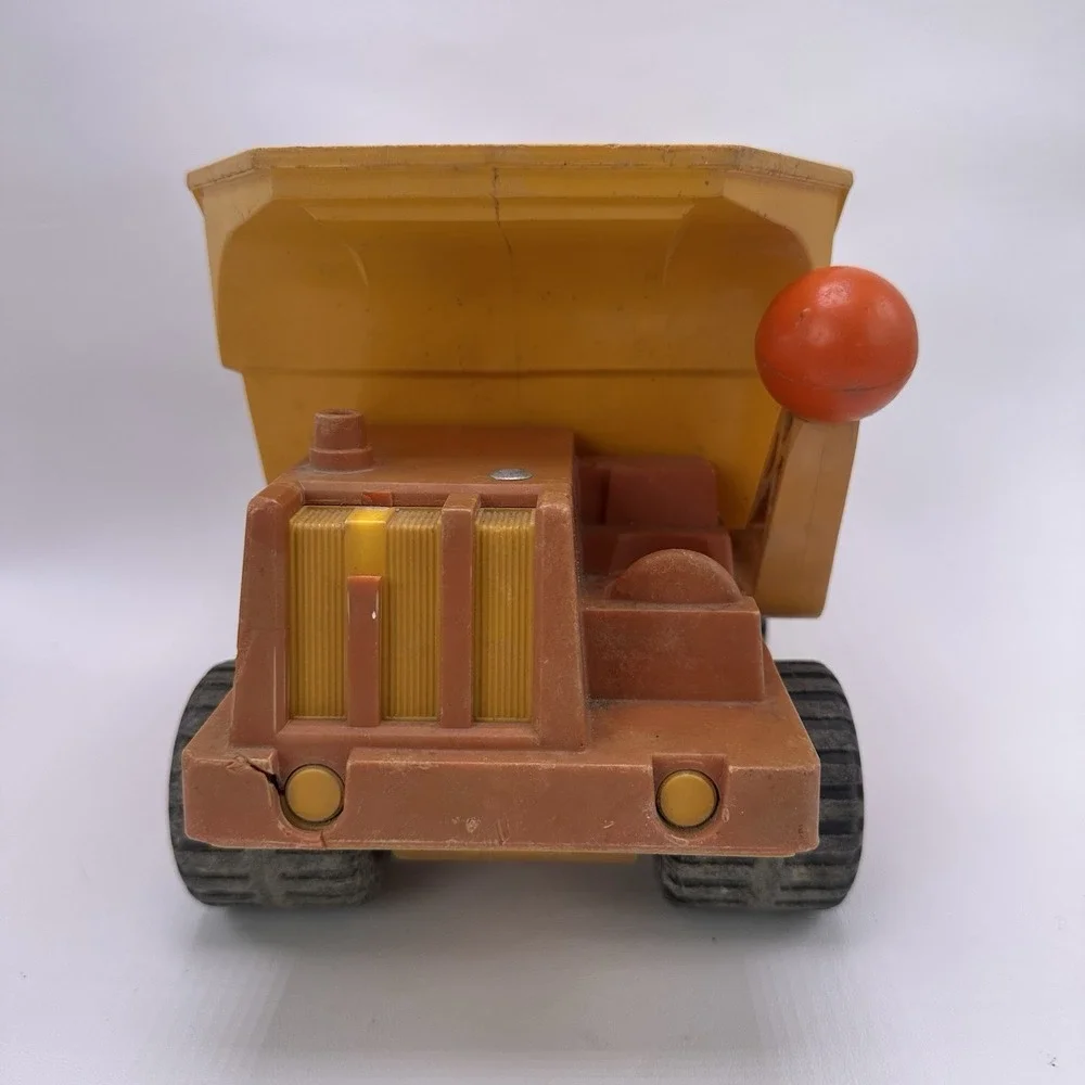 Fisher Price 302 Husky Helper Big Dump Truck Vintage 1970s